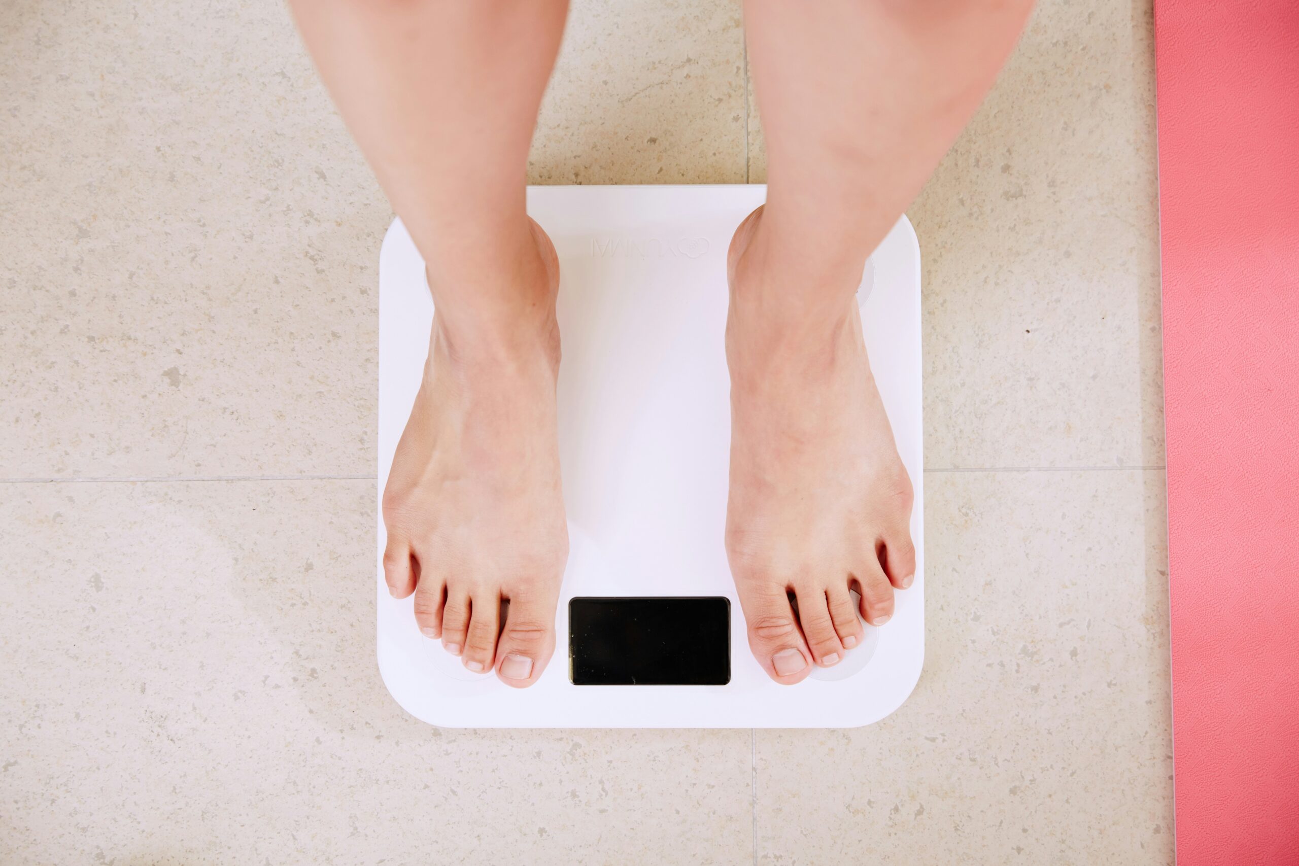 The Sustainable Path to Weight Loss: A Guide to Making Lasting Changes